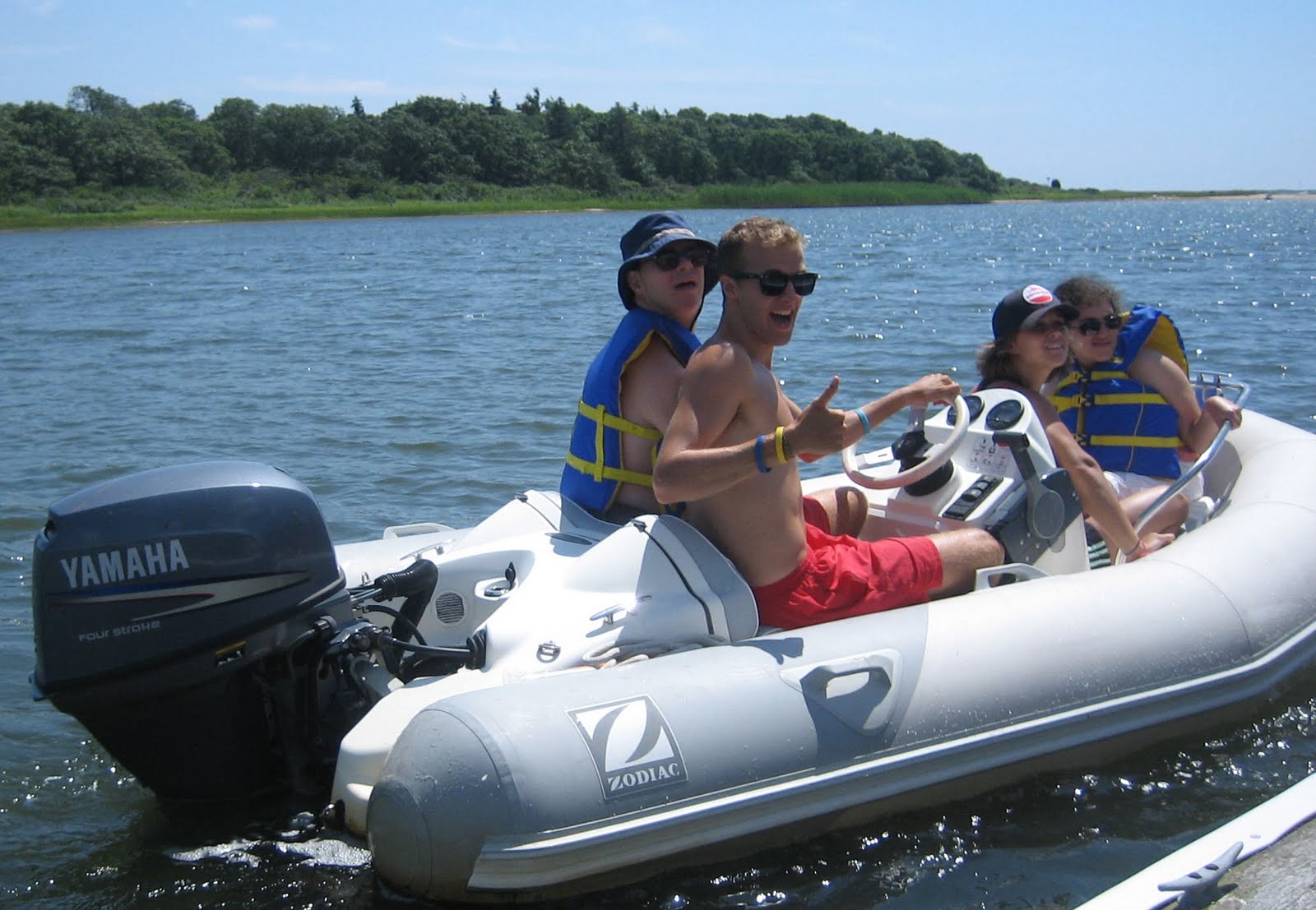 [Boat+leaving.JPG]