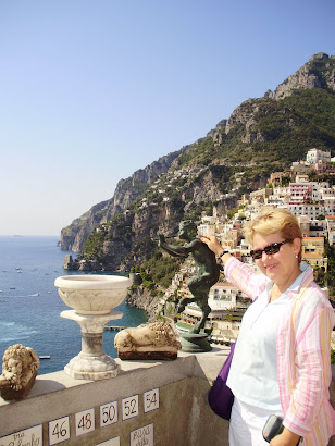 Dr. Alice Cash in Positano, Italy