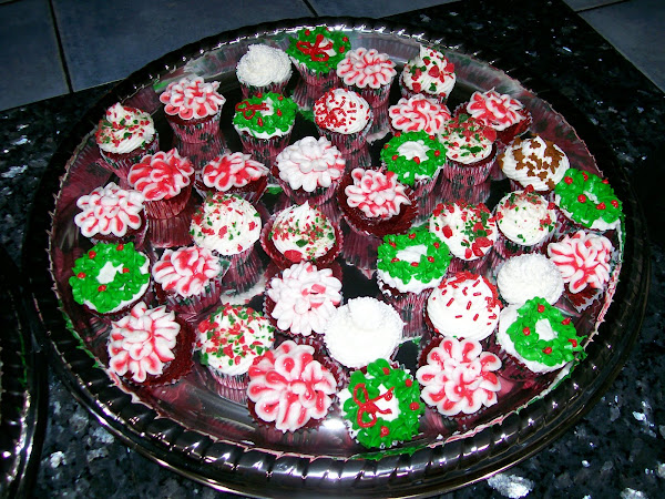 Christmas Miniature Cupcakes