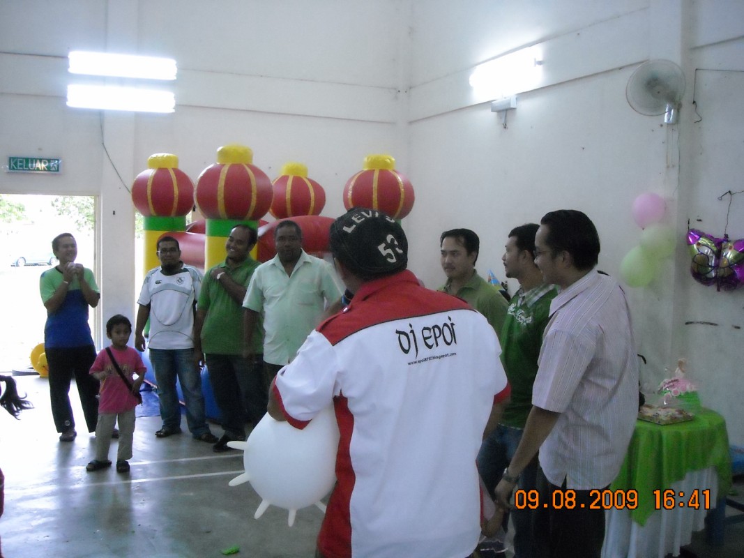 [DSCN0620+[Desktop+Resolution].JPG]