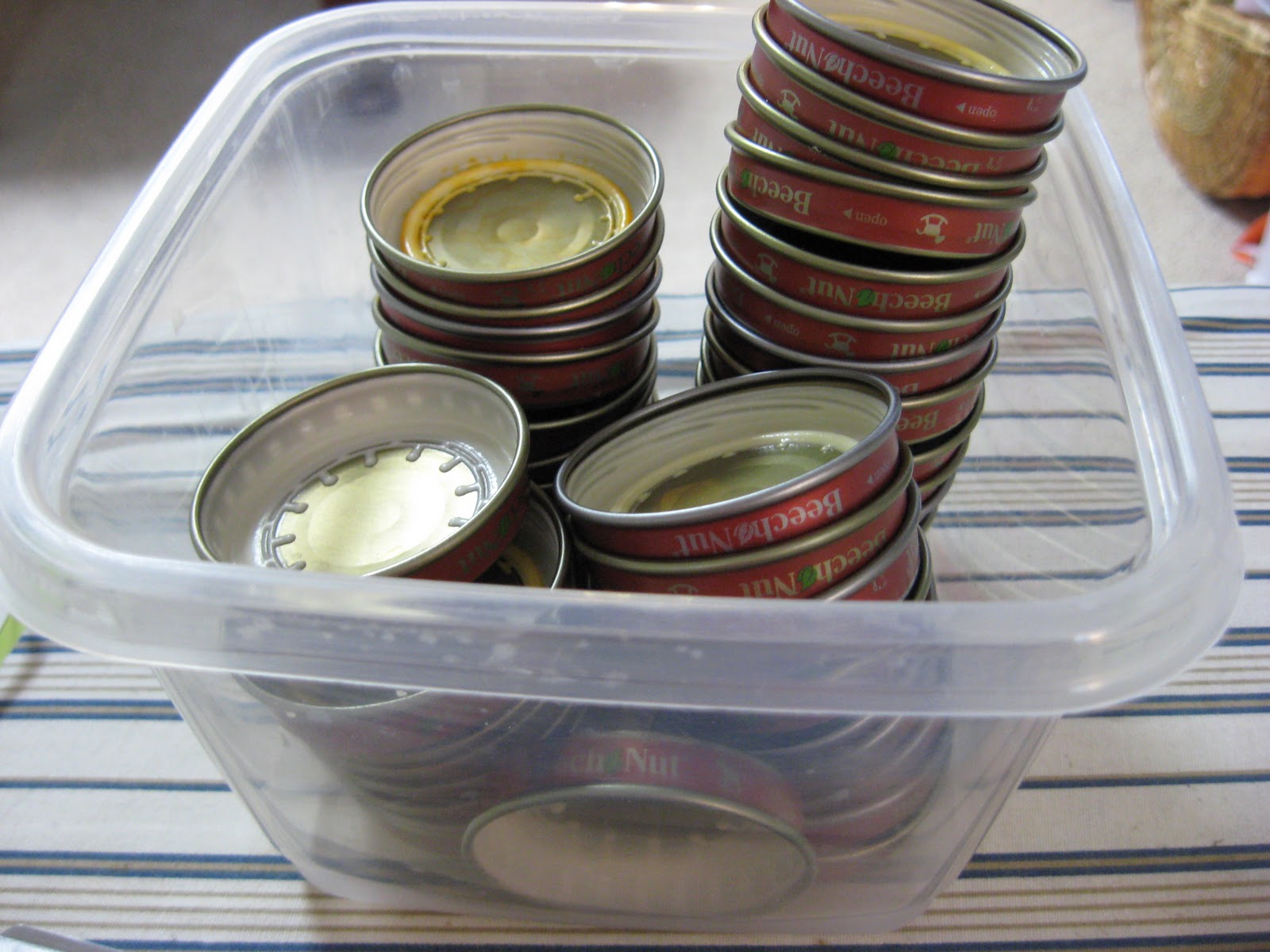 Craft with Confidence Baby Food Jar Party Favor Tutorial