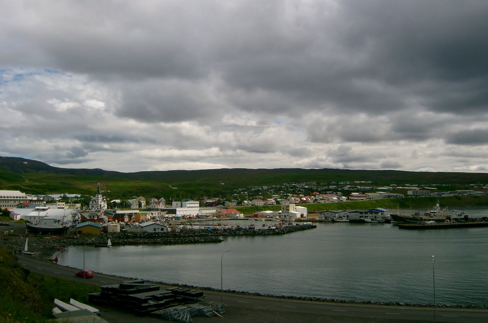 [S4200012.JPG]
