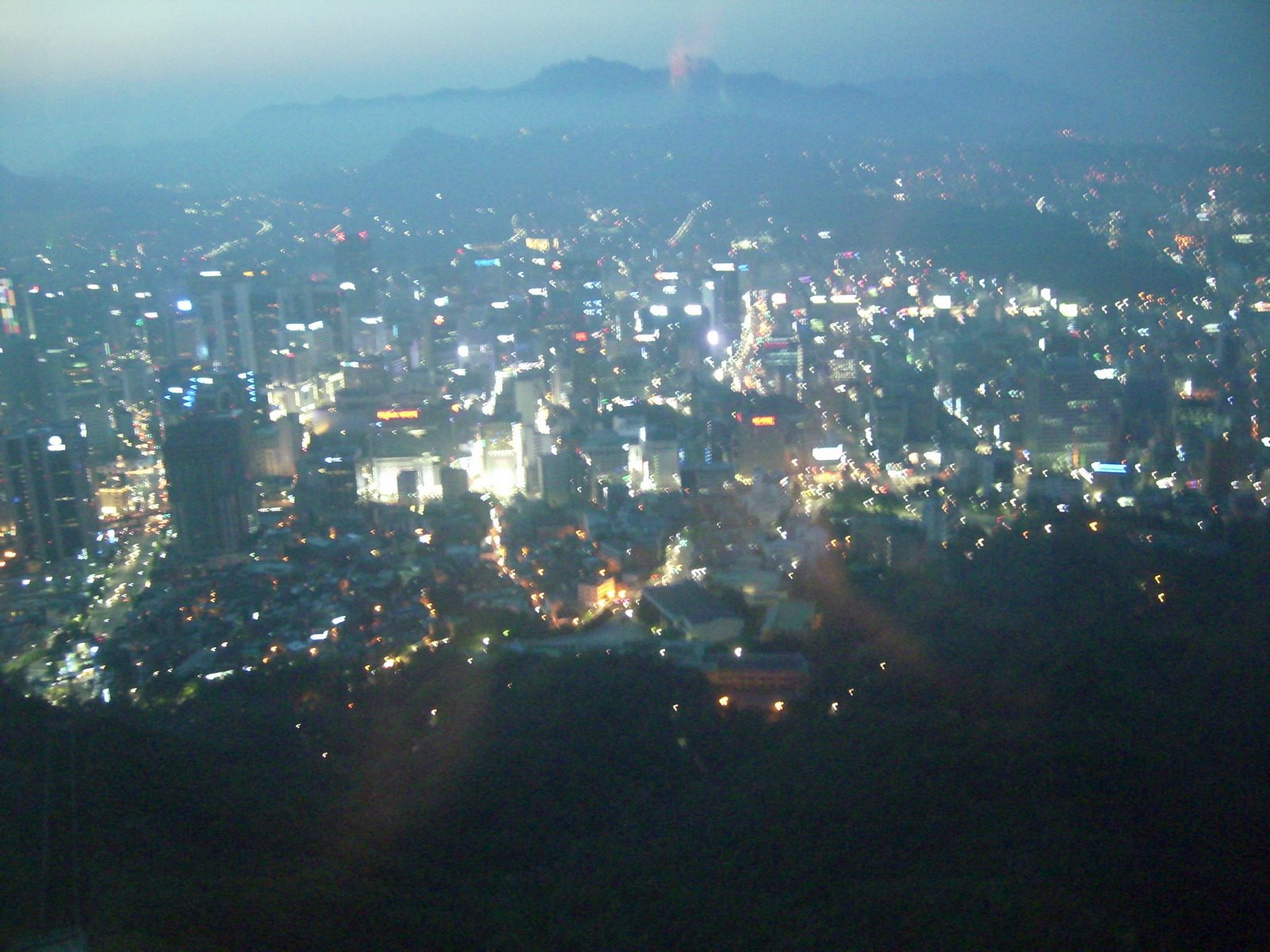 [namsan+tower+074.JPG]