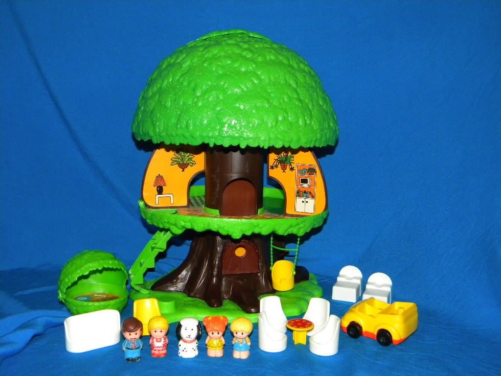 Details about   Rare Vintage Kenner Tree Tots Family Tree House Family Dog Furniture Car 1975 
