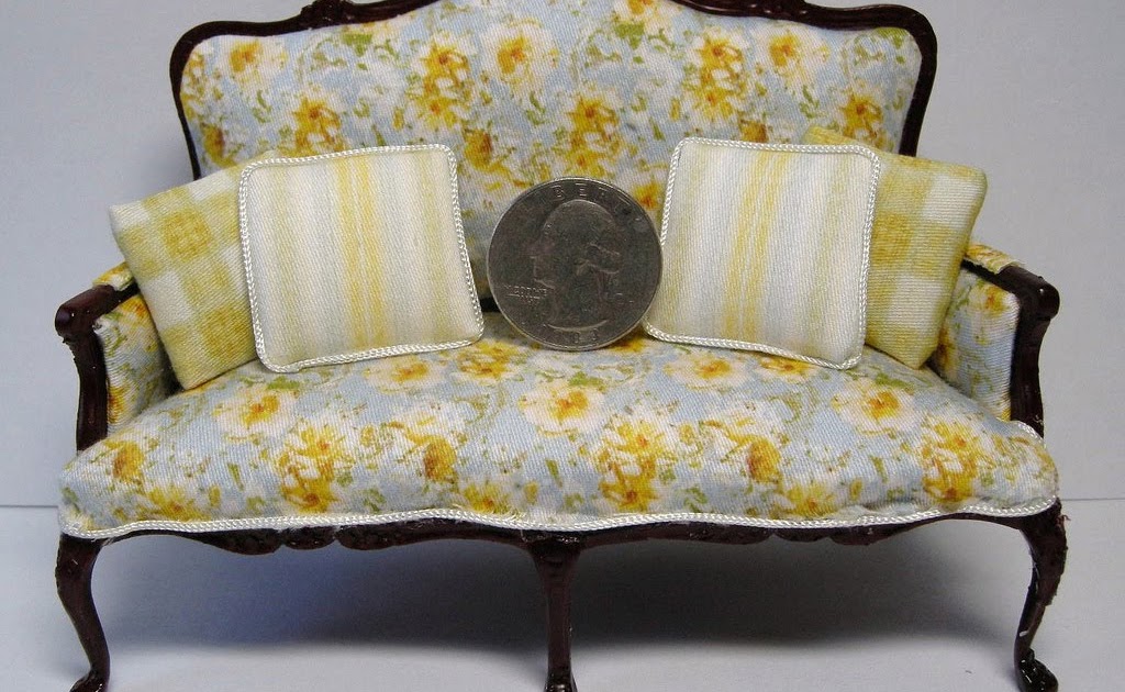 Kristopher K Miniature Upholstered Furniture