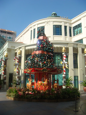 Singapore Fountain Pen: Singapore's Best Christmas Trees