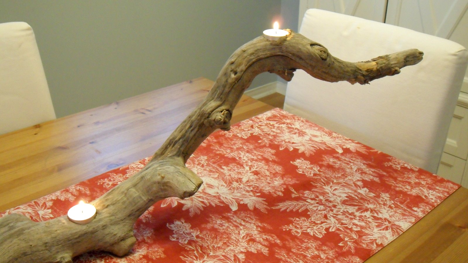 Restoration House Driftwood candle holder tutorial...