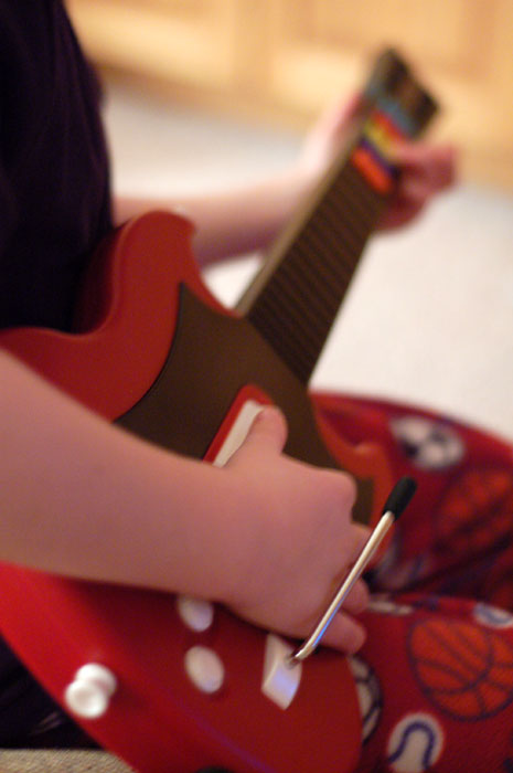 [guitarhero2.jpg]