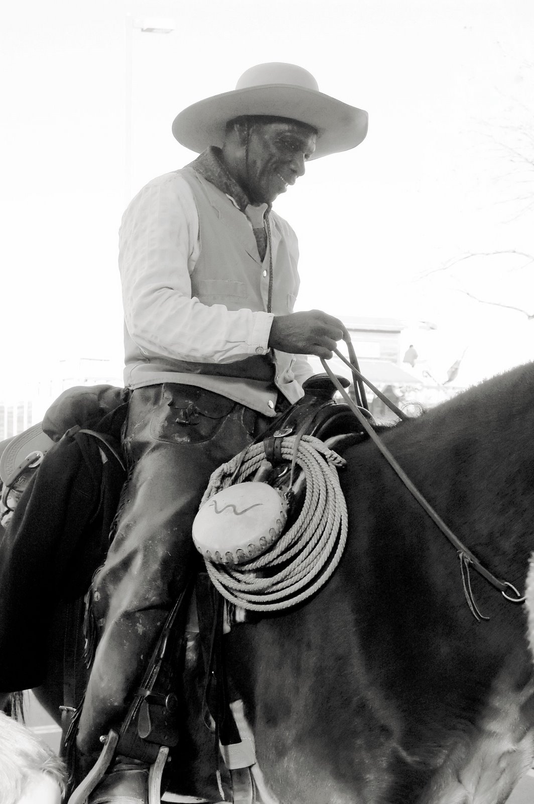 [DSC_0099+copy+2.jpg]