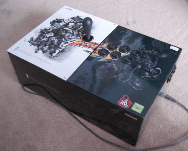 [arcade_stick_outside.jpg]