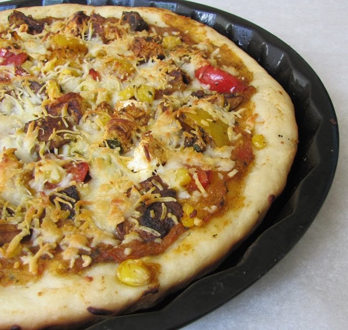 Homemade Pizza - Manjula's Kitchen - Indian Vegetarian Recipes