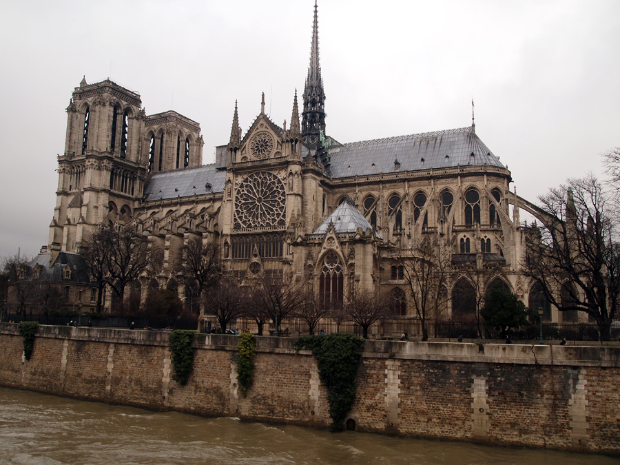 [Notre-Dame de Paris.jpg]