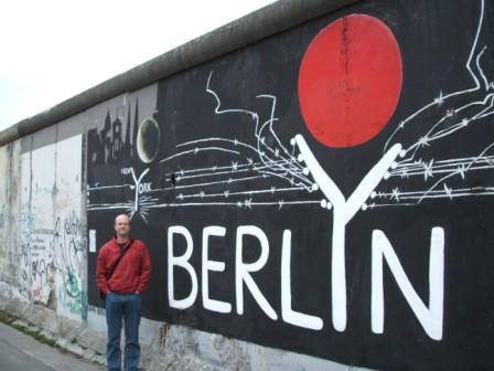 [EastSideGallery1.JPG]