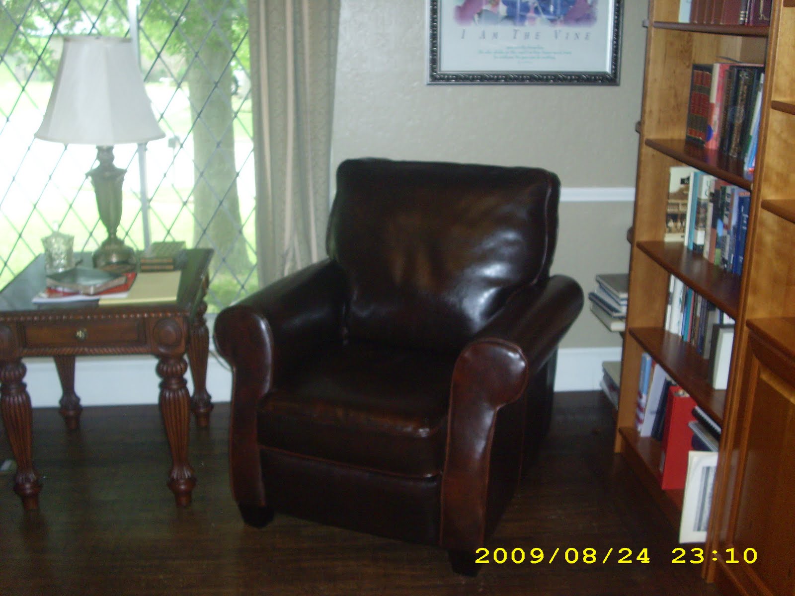 [DSCI0001.JPG]