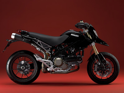 2009 Ducati Hypermotard 1100 S black