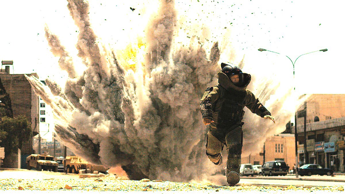 [web.6.29.screenscene.hurtlocker.picA.jpg]