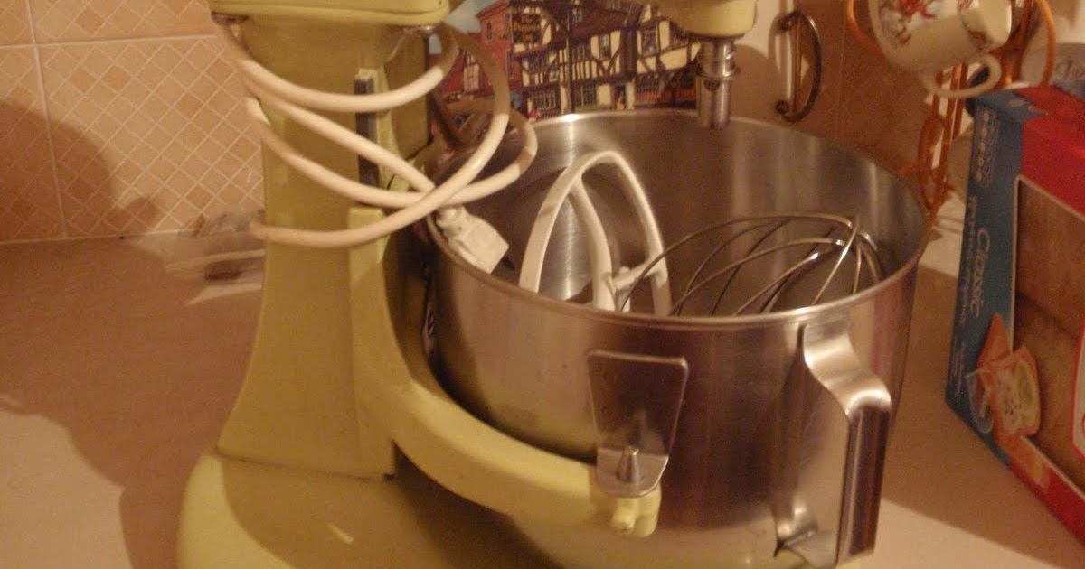 Six Balloons Vintage Delights Vintage KitchenAid Mixer in Avocado Green
