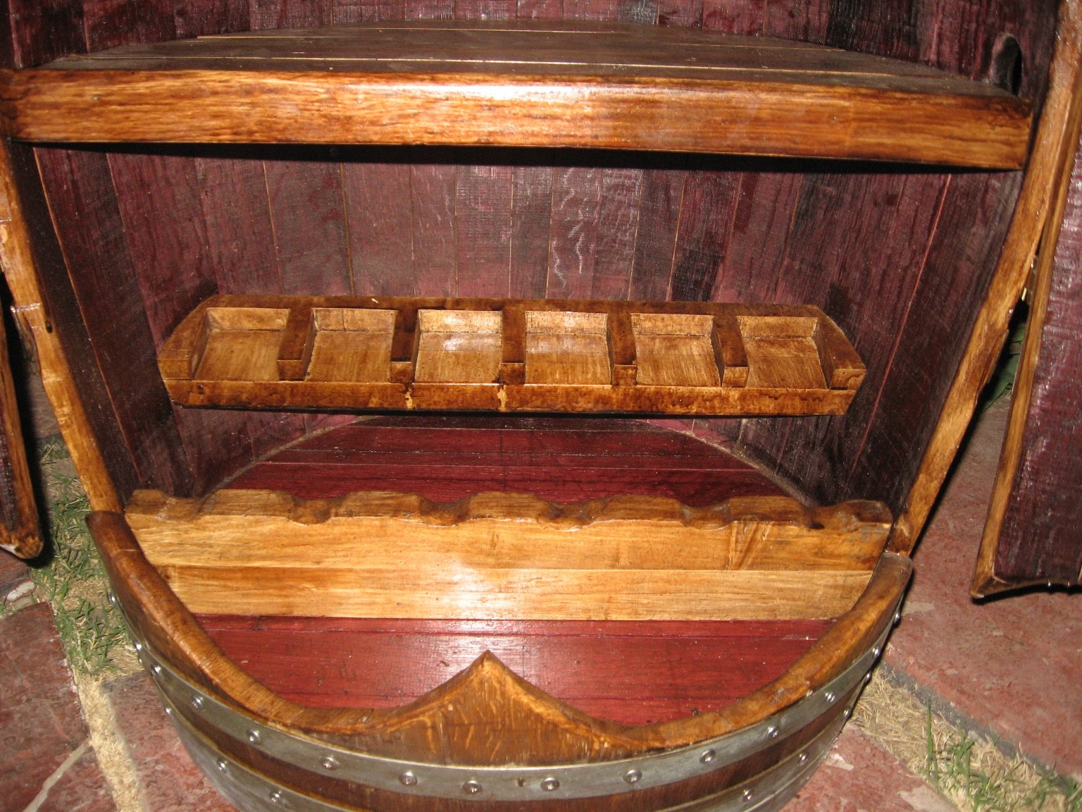 Muebles Rusticos Buin: Barril Bar