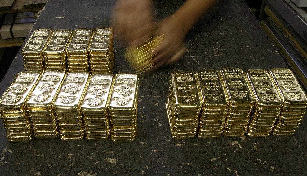 [DAY+A+T+WORK-1-42+ORO.jpg]