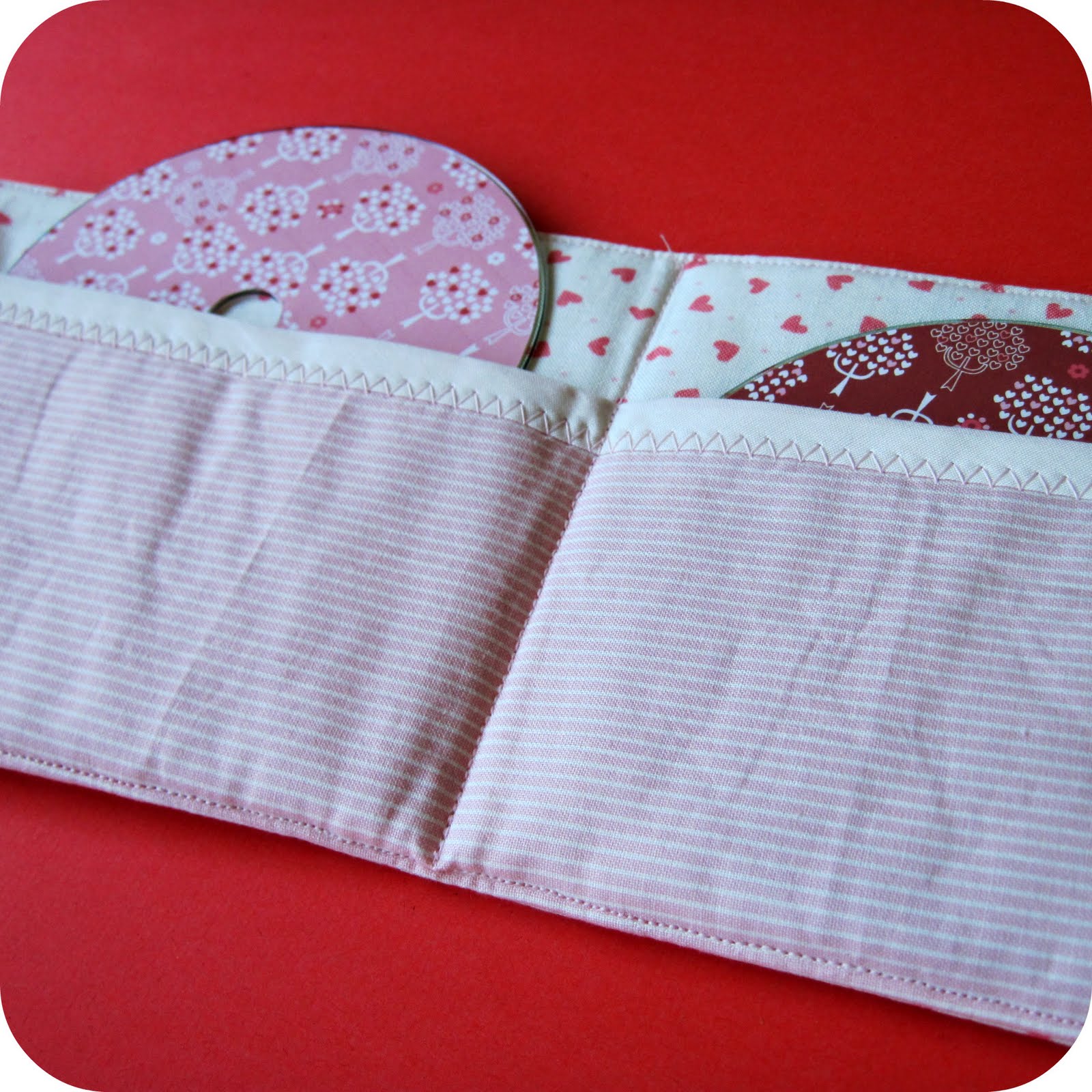 [valentine+cd+wallet2.jpg]