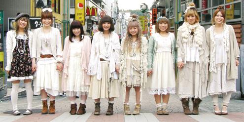 *Mori Girls* ♥(linda moda en japón)♥  Wonder+Rocket+team