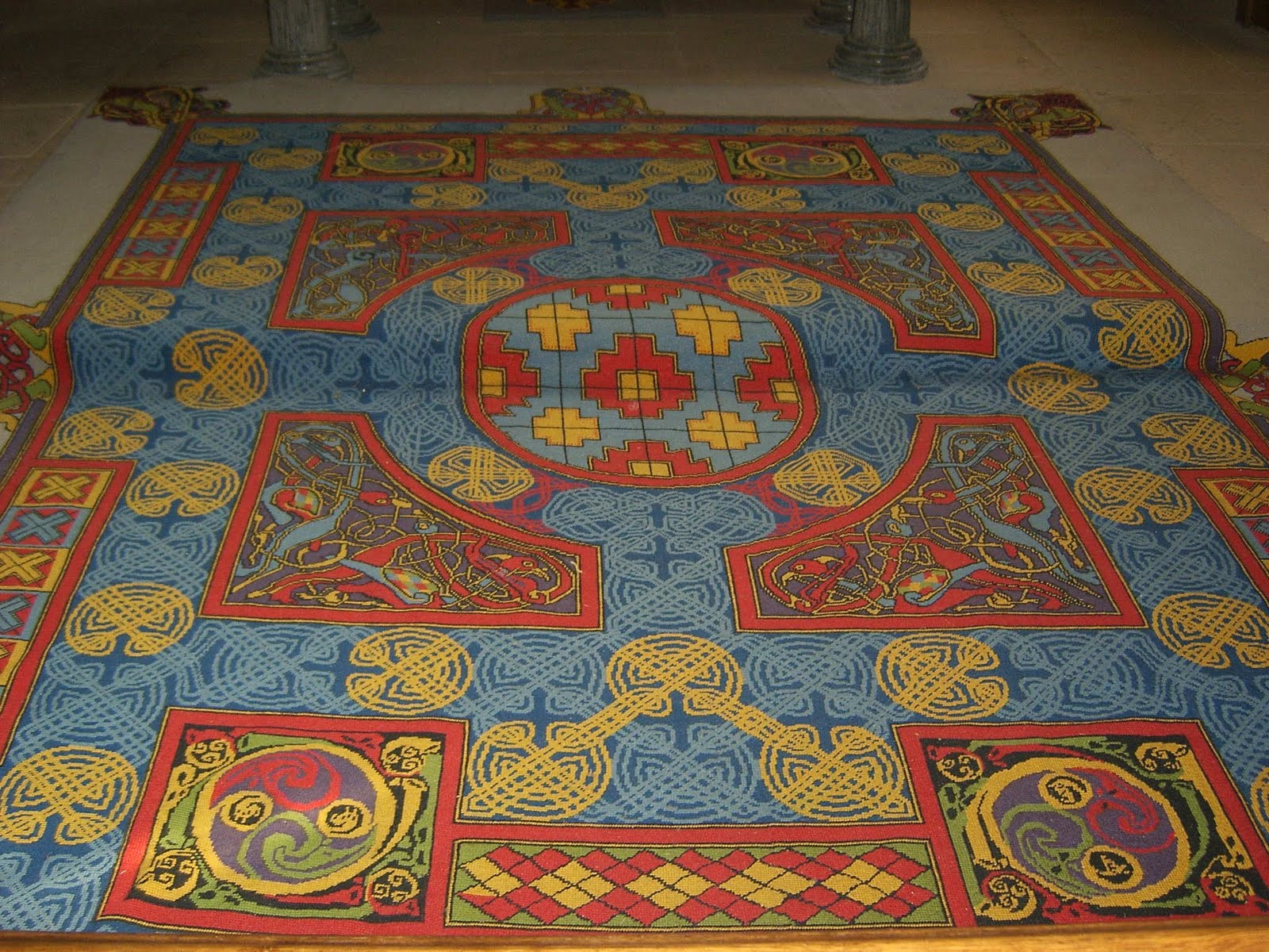 [Lindisfarne+Gospel+Carpet+in+S.JPG]