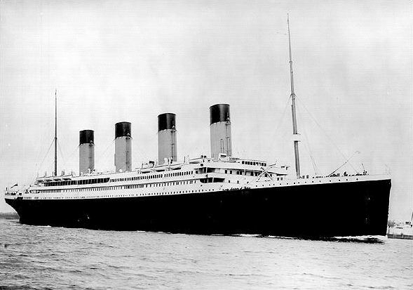 [Titanic+BW.gif]