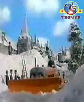 Winter adventure mountain rescue Thomas and friends Terence the tractor engine pushed the snow ice