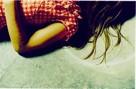 [laying+in+the+sand.jpg]