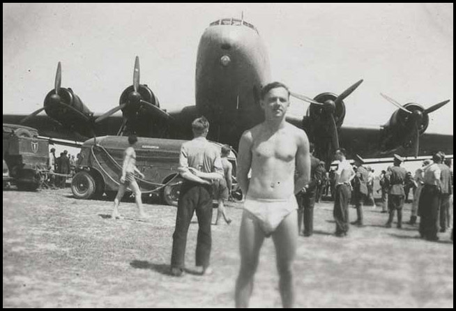 [The+result+of+extreme+hot+of+Africa+1942.jpg]