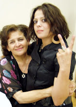 ANNETTE Y SU MAMI..!!