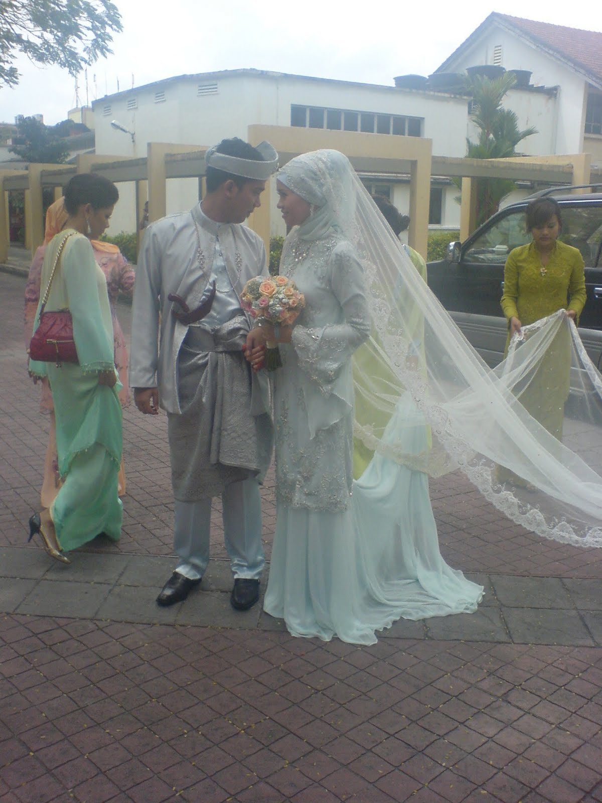 Gambar Main