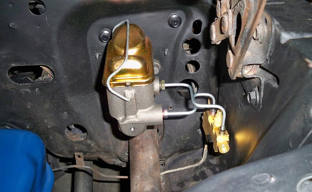 1967 Mustang Restoration Bending Brake Lines (Part 1)