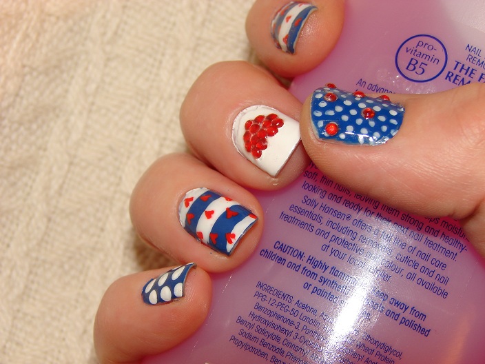 2. Nautical Themed Nails - wide 4