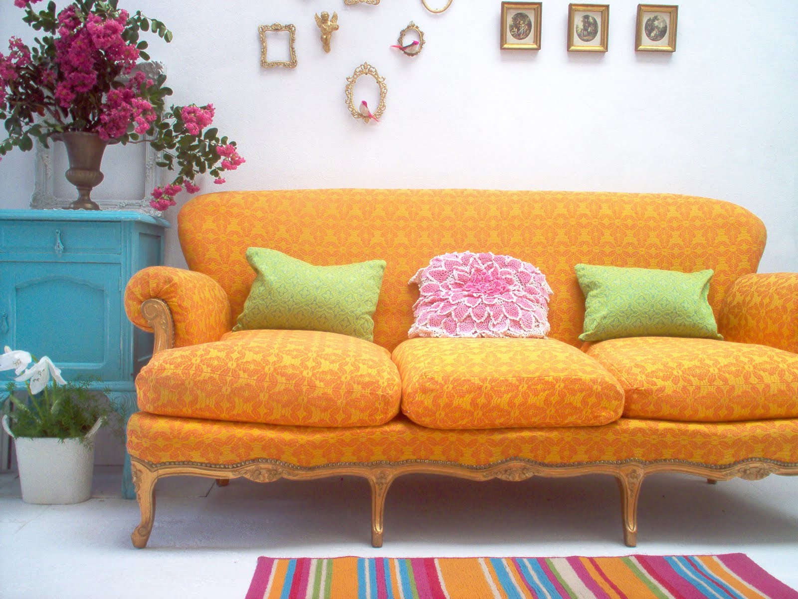 SILLONES, SILLAS Y SOFÁS RESUCITADOS CON TELAS | Decorar tu casa es