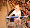 குழந்தை விடாது அழுகிறதா? Shopping+Cart