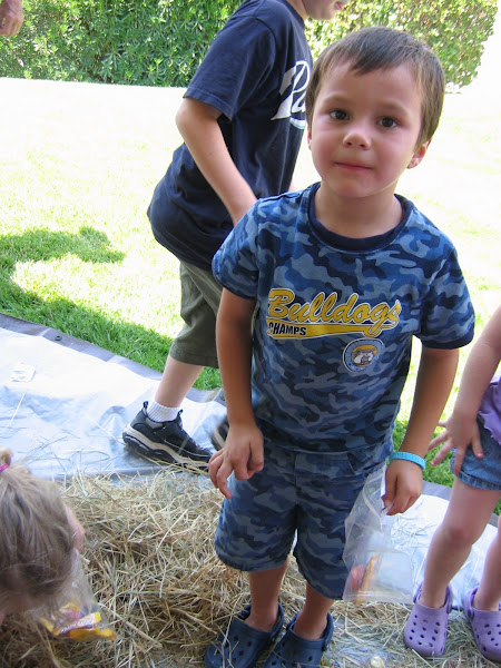 Jonah hunting for treasure