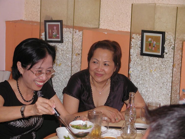 2006 chị Nguyễn Ngọc Thu và Trần Thị Hồng