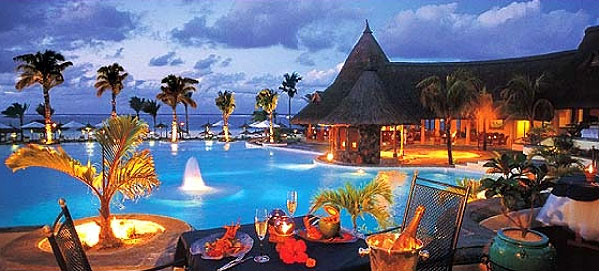 [Pool-Dinner.jpg]
