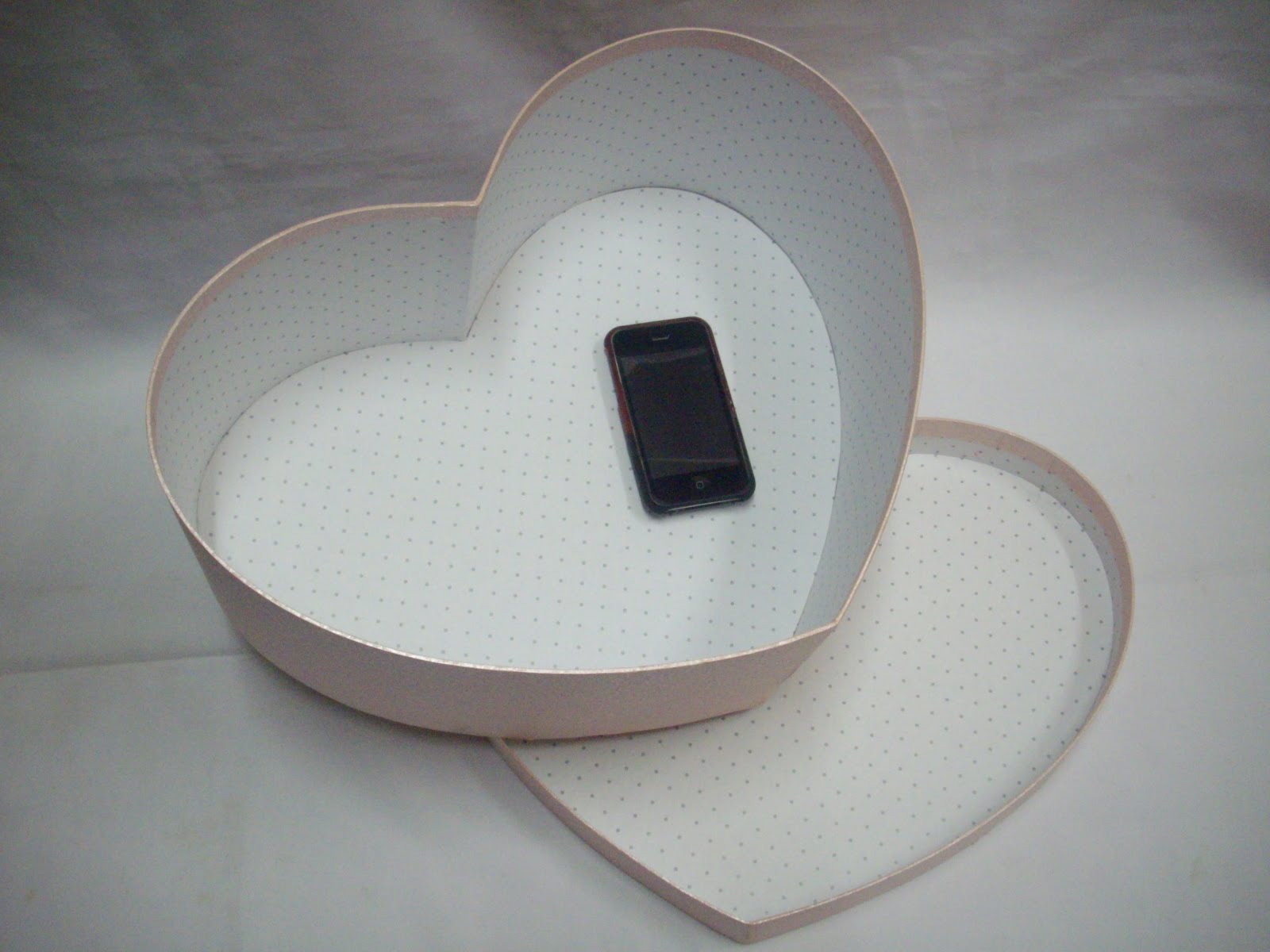 Singapore Gift Boxes A huge heart shaped box for all sundries...