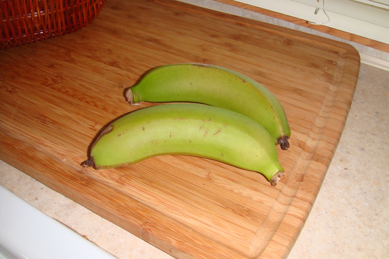 [banannas.JPG]