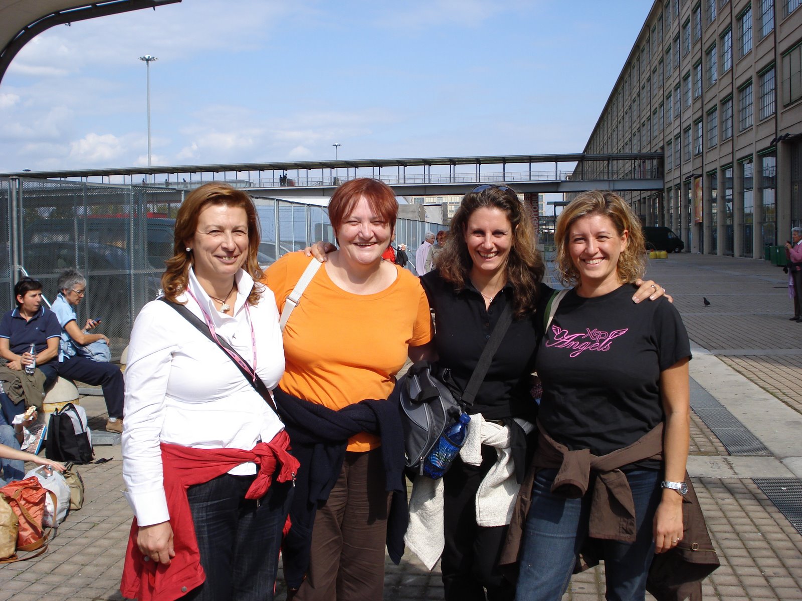[DSC01049.JPG]
