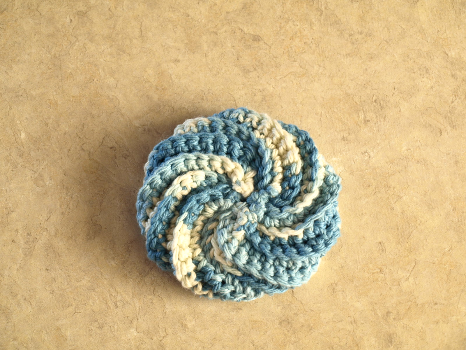 The Design Loft: Crochet Dish Scrubbie and knit dishcloth