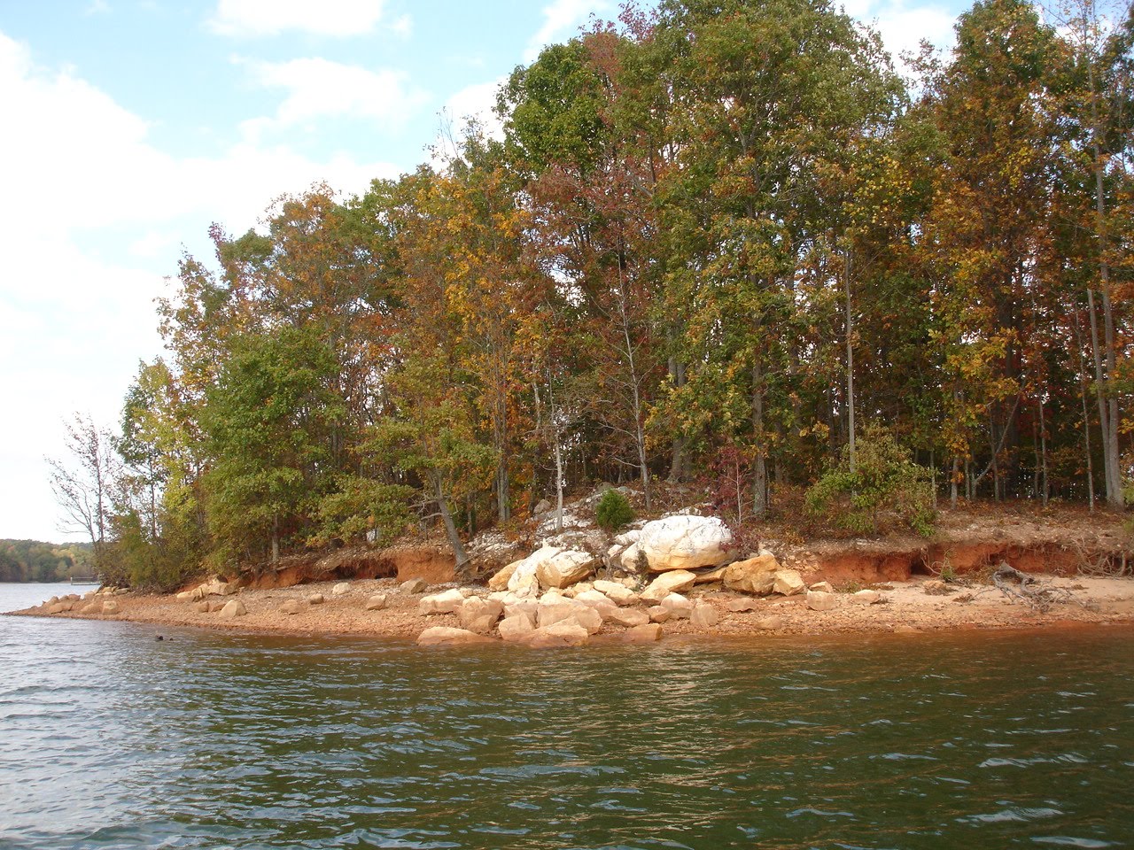 Lake Norman Area What's Up? GOLD MINE ISLAND LAKE NORMAN