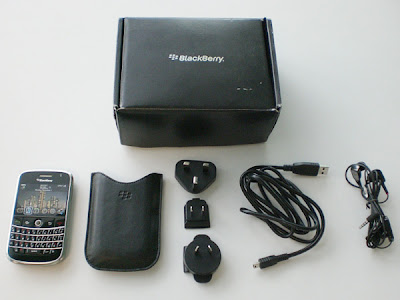 blackberry bold box