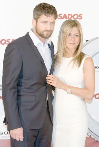 Jennifer aniston dating gerard butler