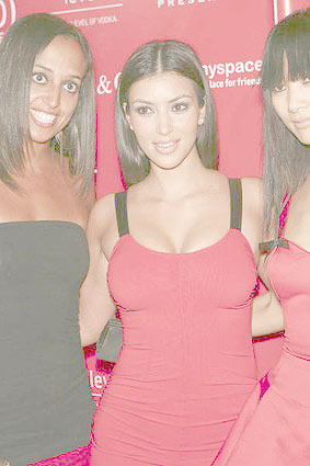 [kim-kardashian-the-inspi(red)-event-7.jpg]