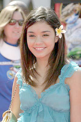 Vanessa Anne Hudgens Universal Studios Cinemas