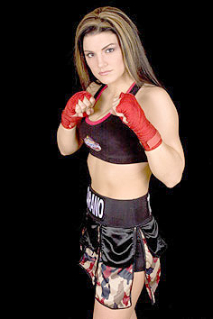 [gina-carano-versus-tonya-evinger.jpg]