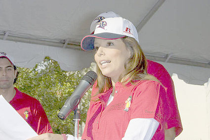 [eva-longoria-stand-for-hope-5.jpg]